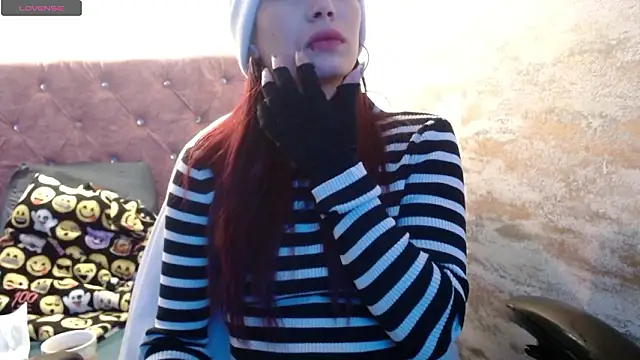 Snapshot of _yuyi chatting on March 6, 2026, 11:28 am yuyi online show from March 6, 2026, 11:28 am