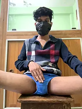 Snapshot of Princee9 chatting on December 8, 2024, 6:17 pm Princee9 online show from December 8, 2024, 6:17 pm