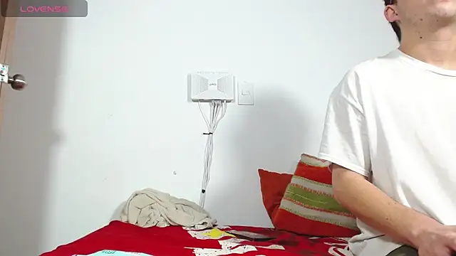 Hot Teens69 online show from January 21, 2025, 8:43 pm