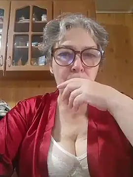 Snapshot of IrinaSweet54 chatting on September 22, 2025, 6:37 am IrinaSweet54 online show from September 22, 2025, 6:37 am