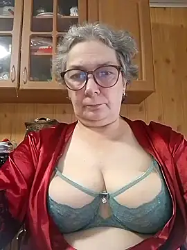 Snapshot of IrinaSweet54 chatting on November 1, 2025, 8:27 am IrinaSweet54 online show from November 1, 2025, 8:27 am