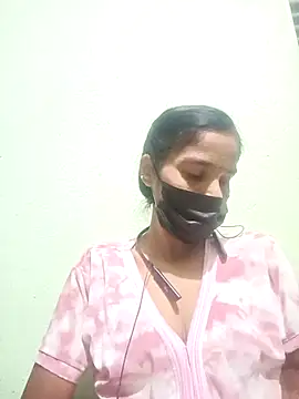 Snapshot of anusiya01 chatting on January 20, 2025, 5:48 pm anusiya01 online show from January 20, 2025, 5:48 pm