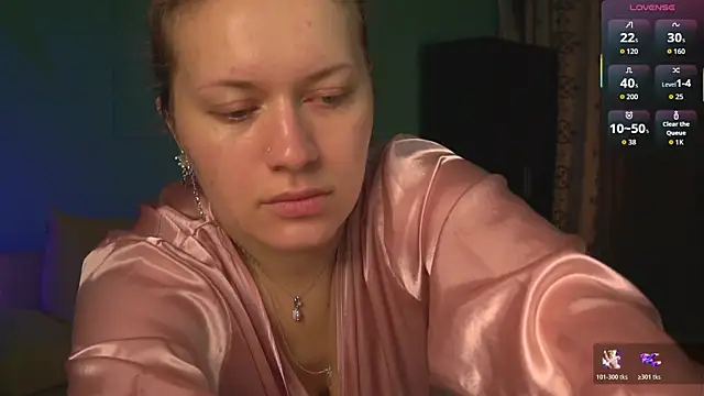 Ariell Margot  online show from April 26, 2026, 6:00 am