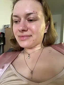 Snapshot of Ariell_Margot_ chatting on June 1, 2026, 9:44 am Ariell Margot online show from June 1, 2026, 9:44 am
