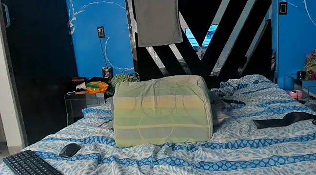 Snapshot of Cataleya19__ chatting on December 3, 2024, 5:45 pm Cataleya19 online show from December 3, 2024, 5:45 pm