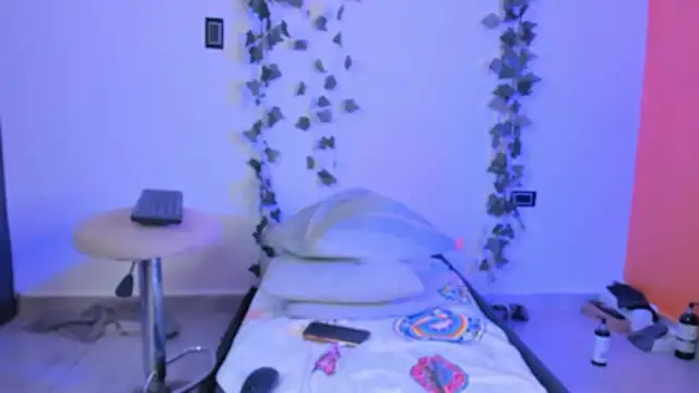 Snapshot of Cataleya19__ chatting on February 25, 2026, 10:03 am Cataleya19 online show from February 25, 2026, 10:03 am