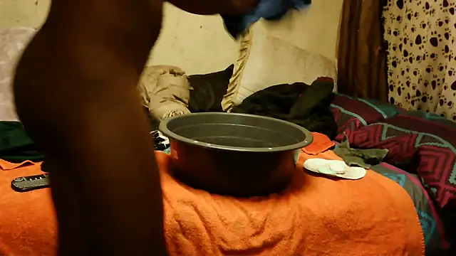 Snapshot of RGTM75 chatting on November 23, 2025, 9:31 am RGTM75 online show from November 23, 2025, 9:31 am