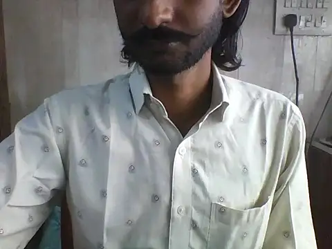 Snapshot of Desi_GfBf chatting on October 29, 2025, 4:48 am Desi GfBf online show from October 29, 2025, 4:48 am