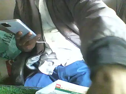 Snapshot of Desi_GfBf chatting on November 13, 2025, 8:13 am Desi GfBf online show from November 13, 2025, 8:13 am