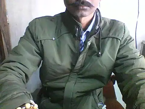 Snapshot of Desi_GfBf chatting on December 14, 2025, 8:20 am Desi GfBf online show from December 14, 2025, 8:20 am