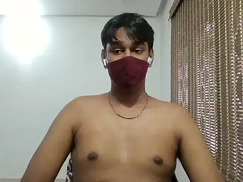 Snapshot of brownguy1234 chatting on December 29, 2024, 9:50 am brownguy1234 online show from December 29, 2024, 9:50 am