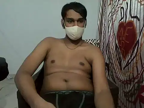 Snapshot of brownguy1234 chatting on January 4, 2025, 3:07 pm brownguy1234 online show from January 4, 2025, 3:07 pm