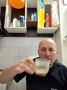 intx800 online show from January 21, 2025, 4:27 pm