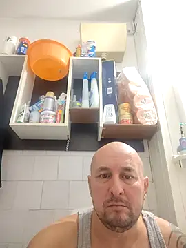 intx800 online show from November 23, 2025, 6:35 am