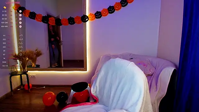 Snapshot of an6elica chatting on October 29, 2025, 2:36 am an6elica online show from October 29, 2025, 2:36 am