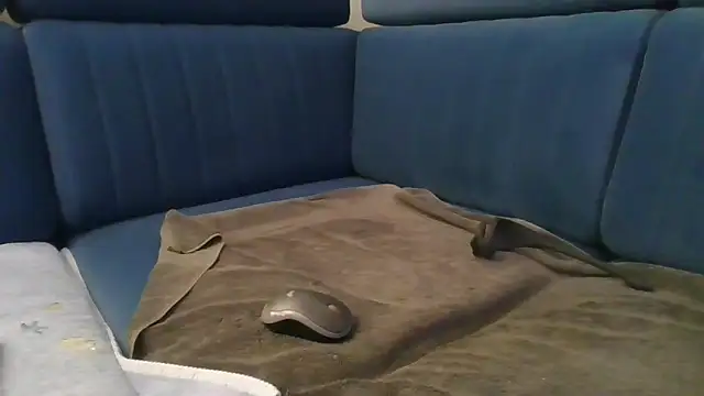 axecoman60 online show from February 22, 2025, 9:04 pm