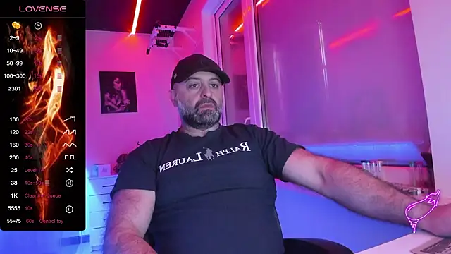 MAGABEAR077 online show from March 4, 2026, 5:35 am