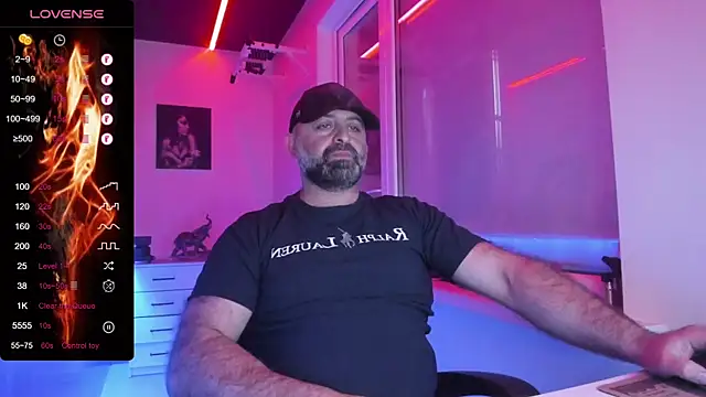 Snapshot of MAGABEAR077 chatting on June 28, 2026, 3:23 am MAGABEAR077 online show from June 28, 2026, 3:23 am