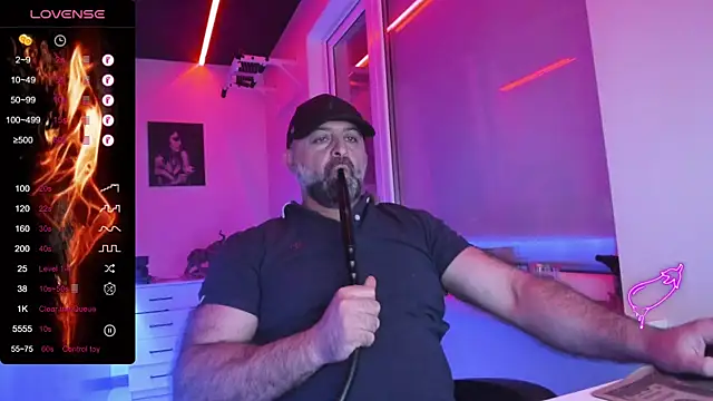 Snapshot of MAGABEAR077 chatting on July 25, 2026, 7:00 pm MAGABEAR077 online show from July 25, 2026, 7:00 pm