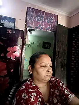 Snapshot of Kavya_kapoor chatting on May 7, 2026, 4:18 am Kavya kapoor online show from May 7, 2026, 4:18 am