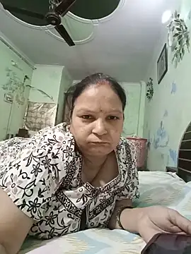 Snapshot of Kavya_kapoor chatting on June 9, 2026, 5:57 pm Kavya kapoor online show from June 9, 2026, 5:57 pm