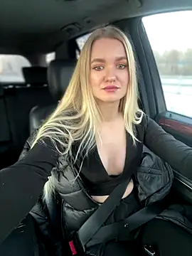 Snapshot of Devill_Angel_ chatting on December 4, 2024, 12:58 pm Devill Angel online show from December 4, 2024, 12:58 pm