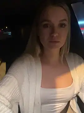 Snapshot of Devill_Angel_ chatting on January 21, 2025, 4:58 pm Devill Angel online show from January 21, 2025, 4:58 pm