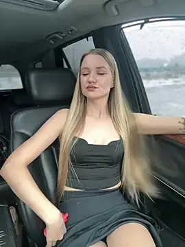 Snapshot of Devill_Angel_ chatting on March 4, 2025, 9:51 am Devill Angel online show from March 4, 2025, 9:51 am