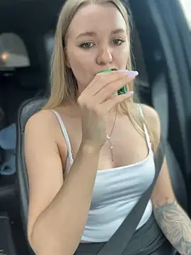 Snapshot of Devill_Angel_ chatting on March 11, 2025, 12:06 pm Devill Angel online show from March 11, 2025, 12:06 pm