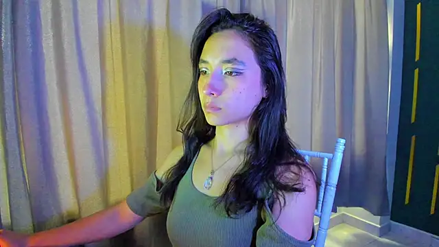 Snapshot of sereia_7777 chatting on December 3, 2024, 8:06 pm sereia 7777 online show from December 3, 2024, 8:06 pm