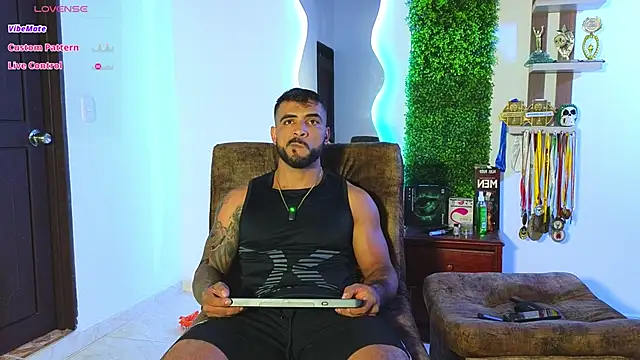 ERIC HARRISON online show from January 18, 2025, 1:08 am