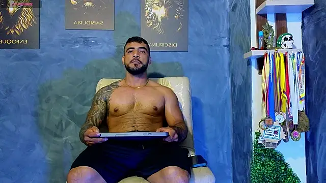 ERIC HARRISON online show from September 19, 2025, 2:57 am