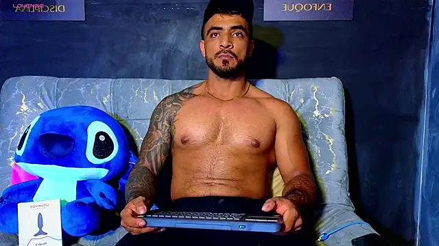 ERIC HARRISON online show from October 21, 2025, 1:39 am