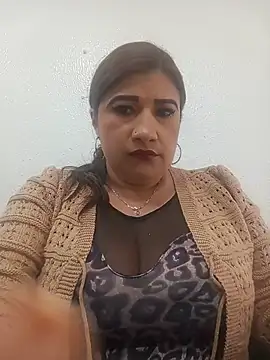 Hannahcandyy online show from July 15, 2026, 7:30 pm
