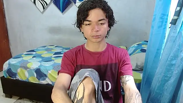 Snapshot of Lovebeng_ chatting on April 2, 2026, 8:06 pm Lovebeng online show from April 2, 2026, 8:06 pm