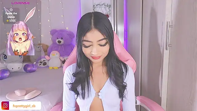 urfavprettygirl online show from November 25, 2025, 6:02 am