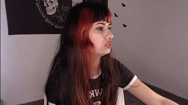 Little-Lucifer online show from January 31, 2025, 10:10 pm