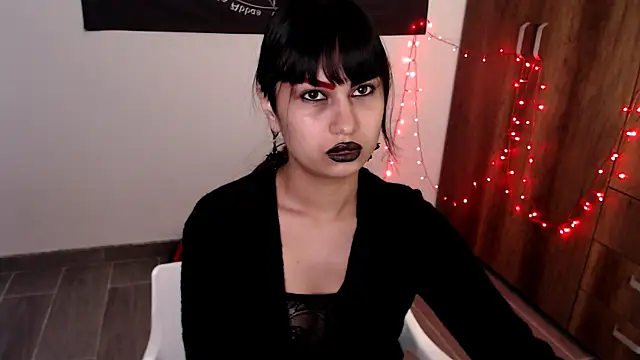 Snapshot of Little-Lucifer chatting on May 11, 2026, 7:11 pm Little-Lucifer online show from May 11, 2026, 7:11 pm
