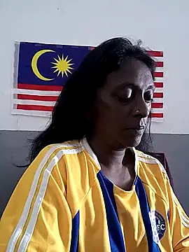 mamakarma1403 online show from October 2, 2025, 3:02 am