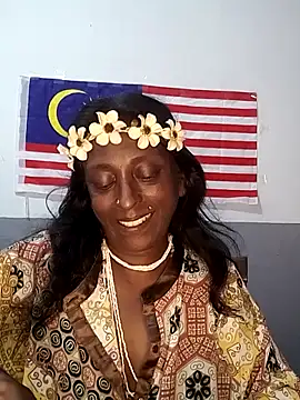 mamakarma1403 online show from October 8, 2025, 1:42 pm