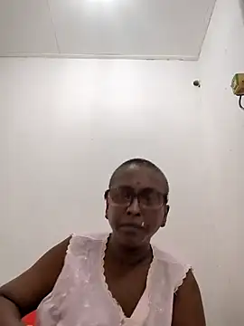 Snapshot of mamakarma1403 chatting on June 24, 2026, 4:11 am mamakarma1403 online show from June 24, 2026, 4:11 am