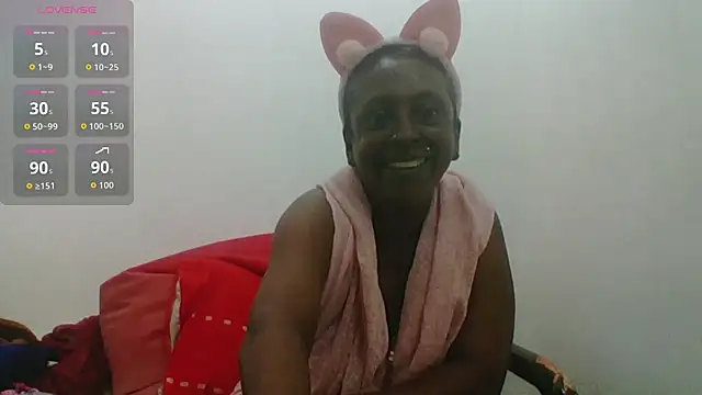 Snapshot of mamakarma1403 chatting on July 7, 2026, 2:10 pm mamakarma1403 online show from July 7, 2026, 2:10 pm