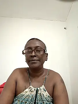 Snapshot of mamakarma1403 chatting on July 27, 2026, 2:51 am mamakarma1403 online show from July 27, 2026, 2:51 am