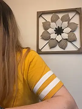 Snapshot of PuckBunny17 chatting on February 27, 2025, 1:27 am PuckBunny17 online show from February 27, 2025, 1:27 am