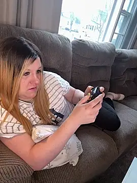 Snapshot of PuckBunny17 chatting on March 16, 2025, 10:42 pm PuckBunny17 online show from March 16, 2025, 10:42 pm