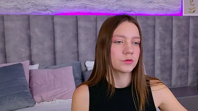 Snapshot of AliceBrayan chatting on January 18, 2025, 5:10 am AliceBrayan online show from January 18, 2025, 5:10 am