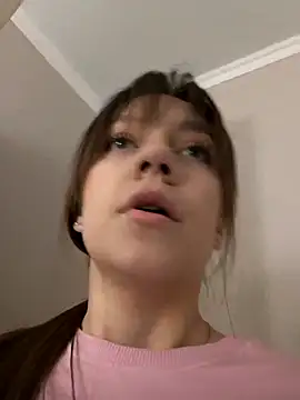 AliceBrayan online show from May 1, 2026, 5:06 pm
