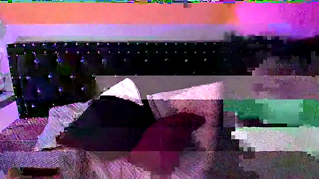 Snapshot of Ghosty_Doll chatting on September 25, 2025, 7:06 pm Ghosty Doll online show from September 25, 2025, 7:06 pm