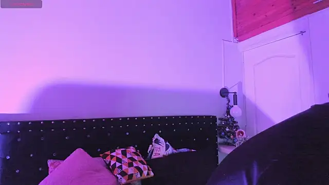 Ghosty Doll online show from December 16, 2025, 8:25 pm