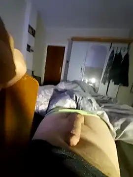 pascalino100 online show from September 9, 2025, 4:12 am